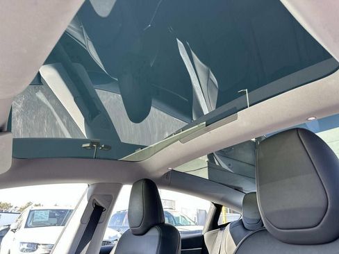 Used 2025 Tesla Model 3 RWD image 36