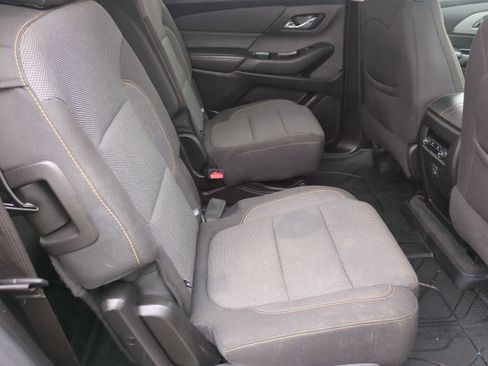 Used 2021 Chevrolet Traverse LT FWD image 20