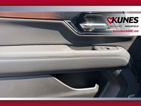 New 2026 GMC Yukon XL Denali w/ Denali Reserve Package image 42