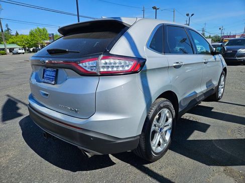 Used 2017 Ford Edge Titanium AWD/4WD image 5