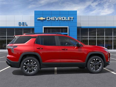 New 2026 Chevrolet Equinox RS w/ LPO, Floor Liner Package image 5