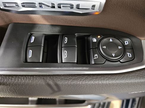 Certified 2023 GMC Sierra 1500 Denali w/ Denali Reserve Package image 33