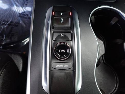 Used 2018 Acura MDX w/ Technology Package AWD/4WD image 24