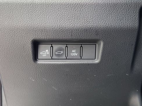 Used 2024 Lexus GX 550 AWD/4WD image 21
