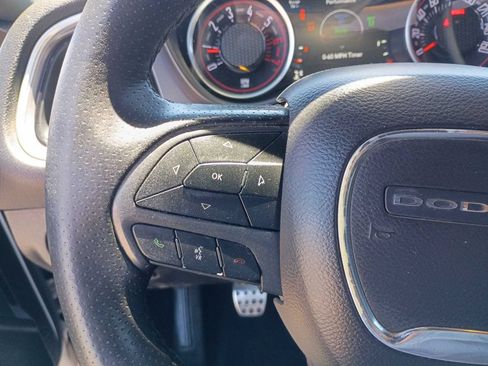 Used 2019 Dodge Challenger R/T RWD image 10