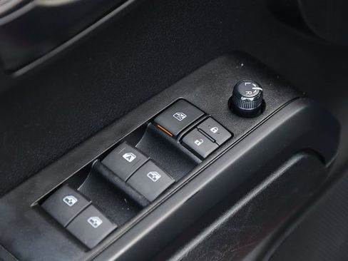 Used 2023 Toyota Tacoma SR image 15