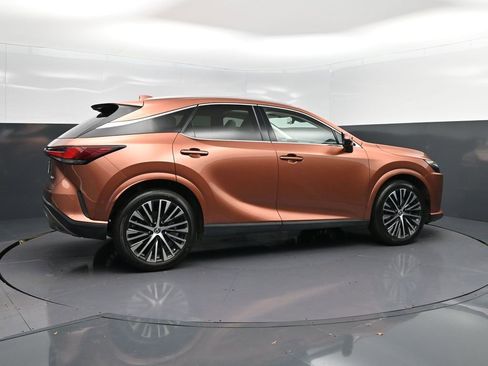 Used 2024 Lexus RX 350 Premium Plus w/ Convenience Package image 8