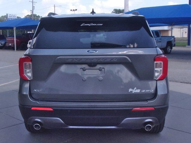Used 2021 Ford Explorer XLT w/ Equipment Group 202A AWD/4WD image 15