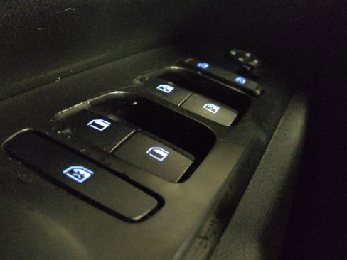Used 2022 Hyundai Tucson SEL FWD image 27