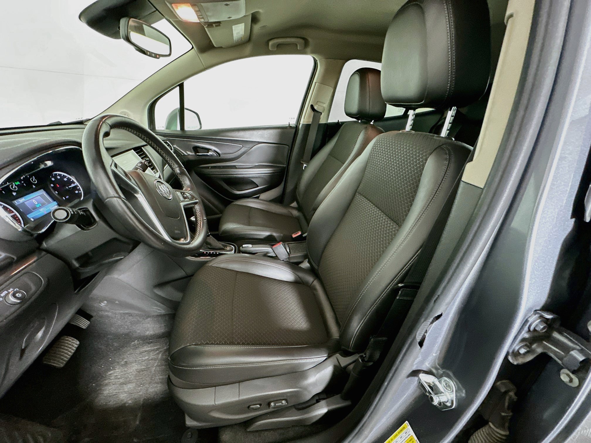 Used 2019 Buick Encore Preferred w/ Safety Package FWD image 13