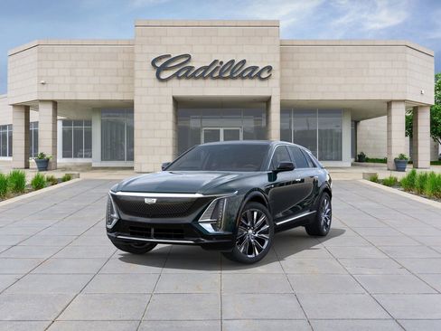 New 2026 Cadillac Lyriq Signature Luxury image 8