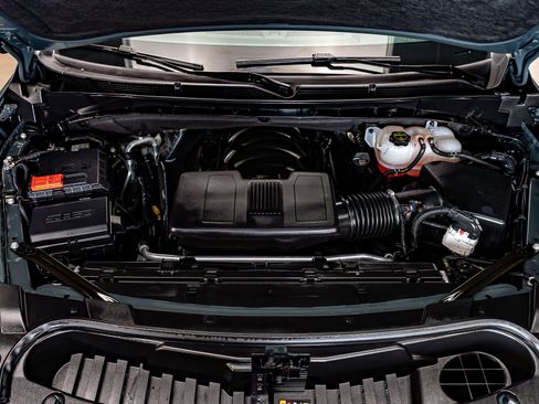 Used 2026 GMC Yukon XL AT4 w/ AT4 Premium Plus Package image 32