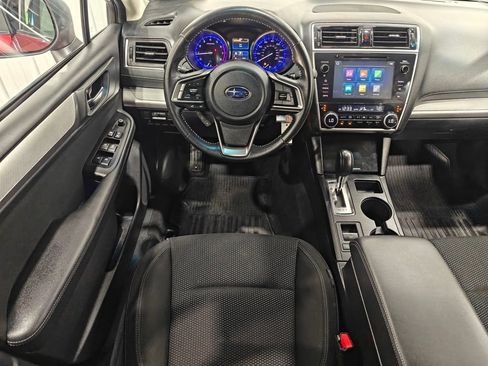 Used 2018 Subaru Outback 2.5i Premium AWD/4WD image 4