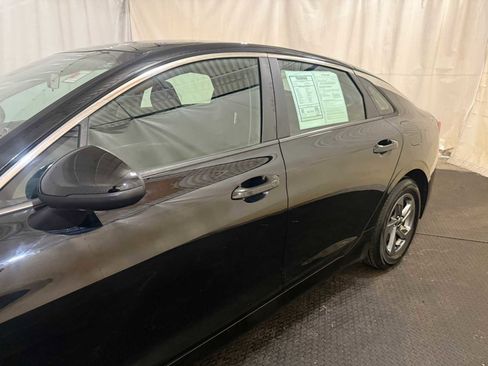 Used 2022 Kia K5 LXS image 7