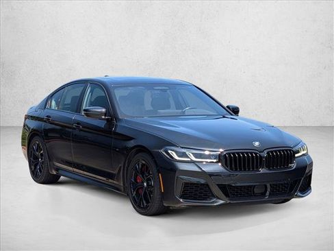 Used 2023 BMW M550i xDrive AWD/4WD image 3