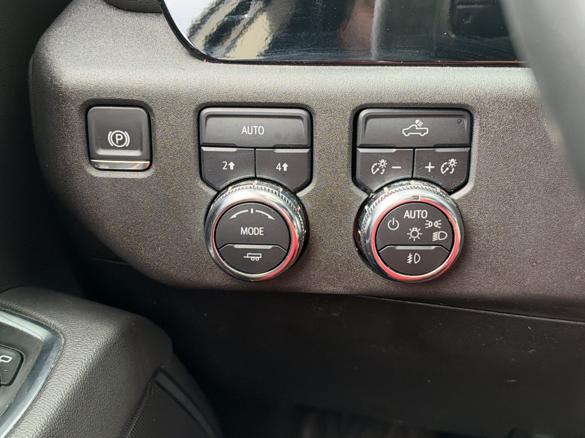 Used 2025 GMC Sierra 1500 Elevation AWD/4WD image 23