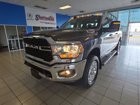 Used 2023 RAM 2500 Big Horn w/ Level 1 Equipment Group image 4