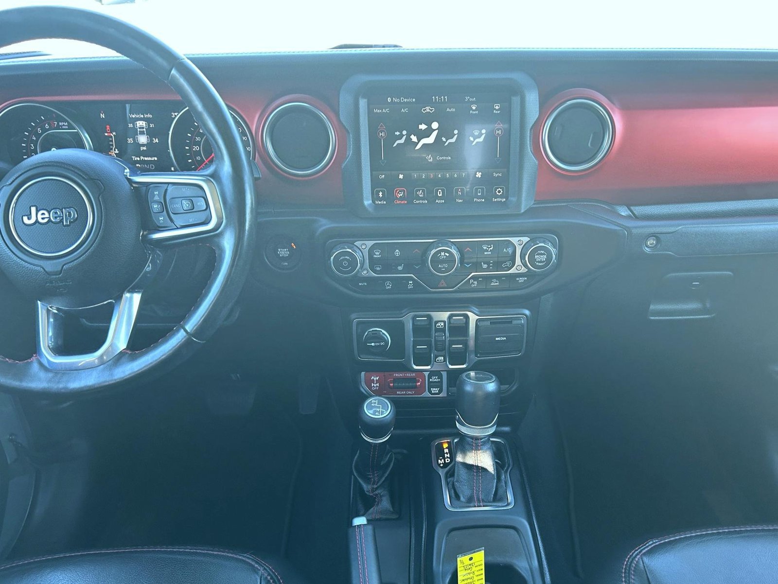 Used 2020 Jeep Gladiator Rubicon AWD/4WD image 13