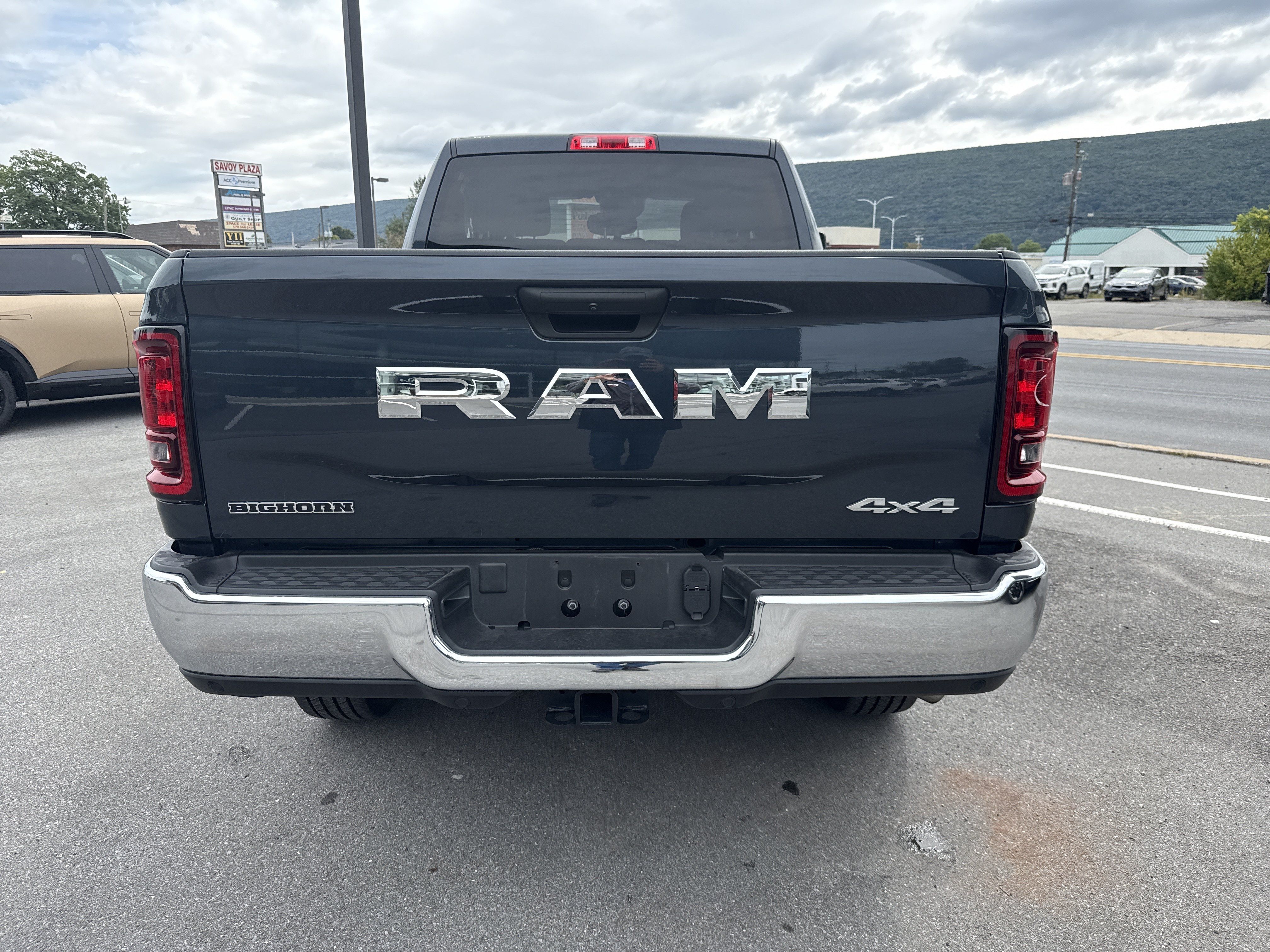 Used 2026 RAM 2500 Big Horn AWD/4WD image 4