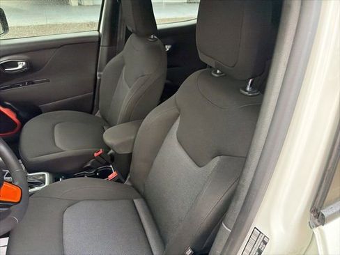 Used 2021 Jeep Renegade Sport image 6