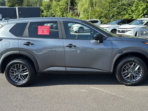 Certified 2024 Nissan Rogue S image 26