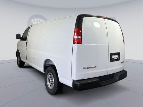 New 2026 GMC Savana 2500 w/ Driver Convenience Package RWD image 4