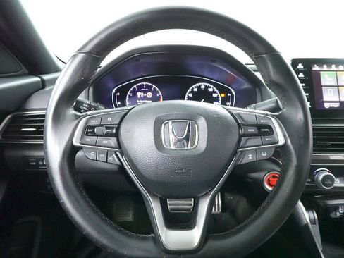 Used 2018 Honda Accord Sport image 9