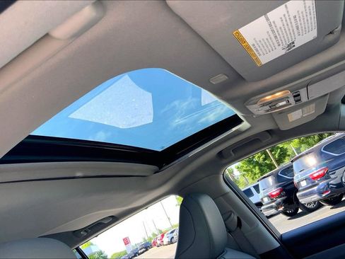 Used 2023 Toyota Highlander XLE image 20