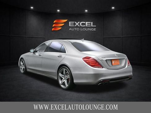 Used 2017 Mercedes-Benz S 63 AMG S 63 AMG w/ Carbon Fiber Exterior Package image 4
