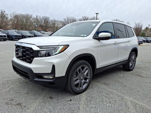 Used 2023 Honda Passport EX-L image 3