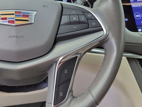 Certified 2023 Cadillac XT5 Premium Luxury w/ LPO, Floor Liner Package AWD/4WD image 12