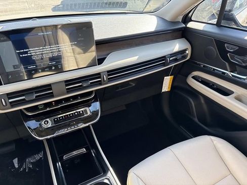 New 2026 Lincoln Corsair Grand Touring AWD/4WD image 14