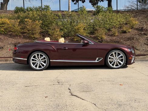 Used 2020 Bentley Continental GT First Edition image 5