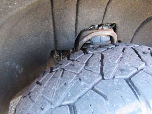 Used 2016 GMC Sierra 1500 Denali w/ Enhanced Driver Alert Package image 9