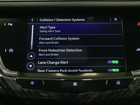 Used 2020 Cadillac XT6 Premium Luxury image 32