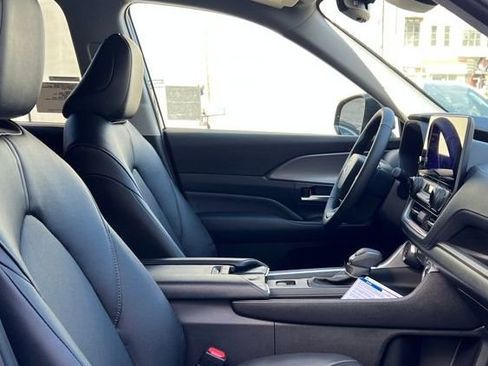 New 2026 Toyota Grand Highlander XLE image 18