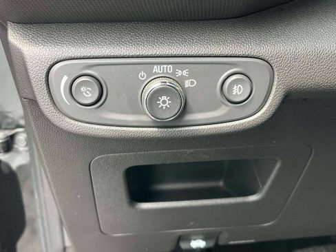 Certified 2022 Chevrolet TrailBlazer RS FWD image 29