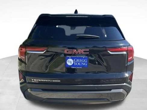 Used 2025 GMC Terrain Elevation AWD/4WD image 5