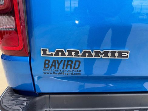 Used 2022 RAM 1500 Laramie AWD/4WD image 10