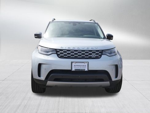 Certified 2024 Land Rover Discovery S AWD/4WD image 8