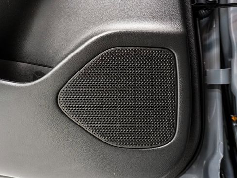 Used 2022 Nissan Rogue SL w/ SL Premium Package image 22