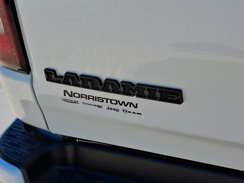 Used 2023 RAM 1500 Laramie AWD/4WD image 28