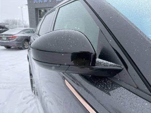 Used 2020 Land Rover Range Rover Velar R-Dynamic S image 3