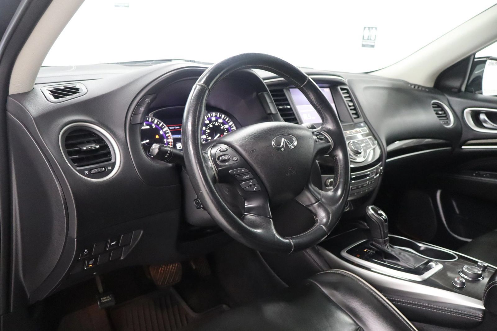 Used 2019 INFINITI QX60 Pure AWD/4WD image 34