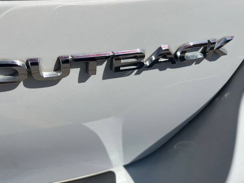 Used 2018 Subaru Outback 2.5i Limited w/ Popular Package #2 AWD/4WD image 27