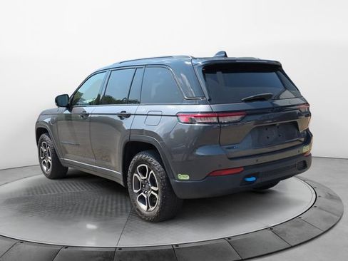 Used 2023 Jeep Grand Cherokee Trailhawk AWD/4WD image 3