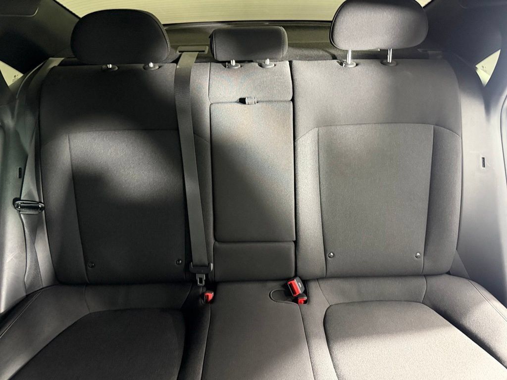 Used 2024 Hyundai Ioniq 6 SE RWD image 18
