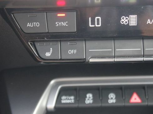 Used 2024 Audi A3 2.0T Premium FWD image 9