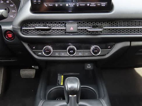 Certified 2024 Honda HR-V EX-L image 19