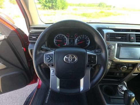 Used 2019 Toyota 4Runner SR5 Premium AWD/4WD image 24